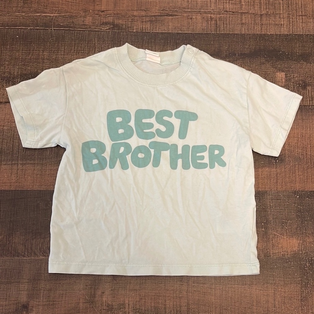 Boys size 2T ‘best brother’ t-shirt from H&M